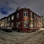 Romslig Studioleilighet Med Utsikt Over Kongensgate *