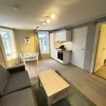 Romslig Studioleilighet Med Utsikt Over Kongensgate Apartman